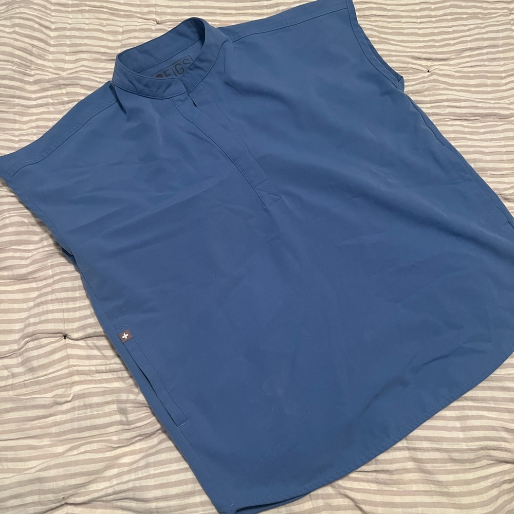 Figs scrubs rafaela top ceil blue